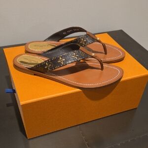 Louis Vuitton Sunny Thong Sandals